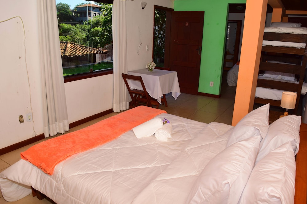 Room (Manguinhos)