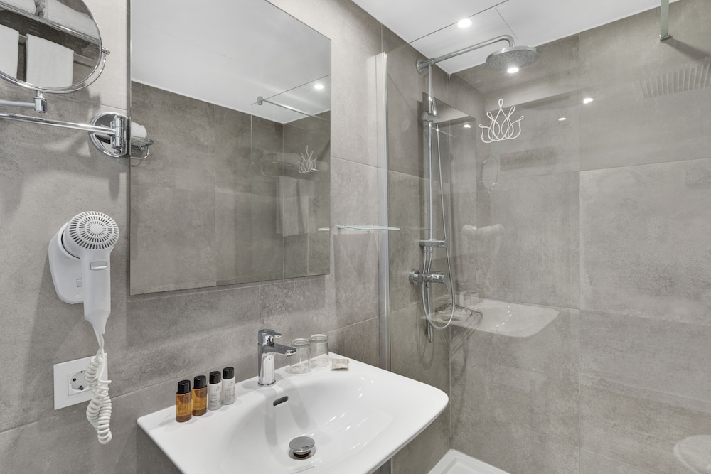 Double Room, Balcony