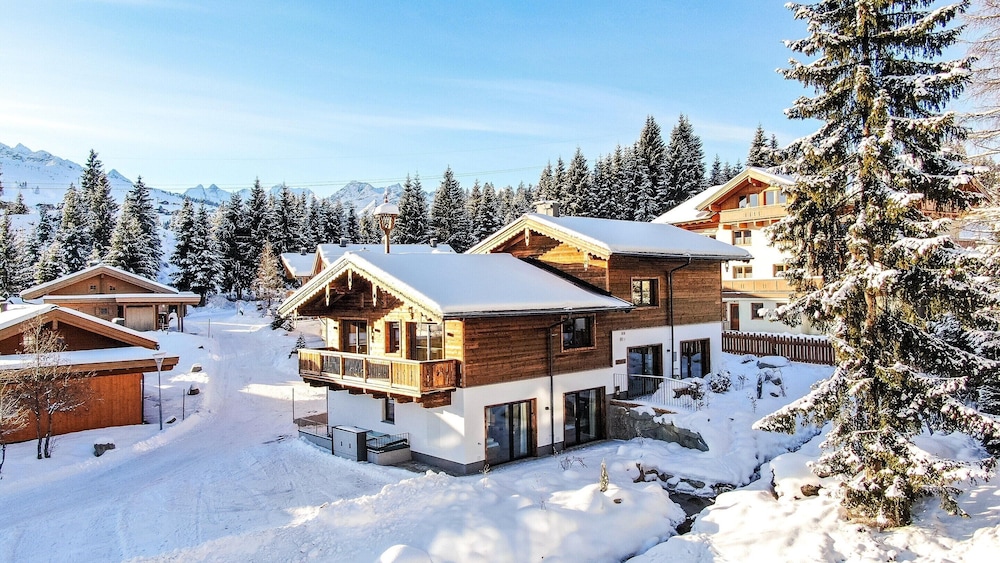 Chalet photo 1