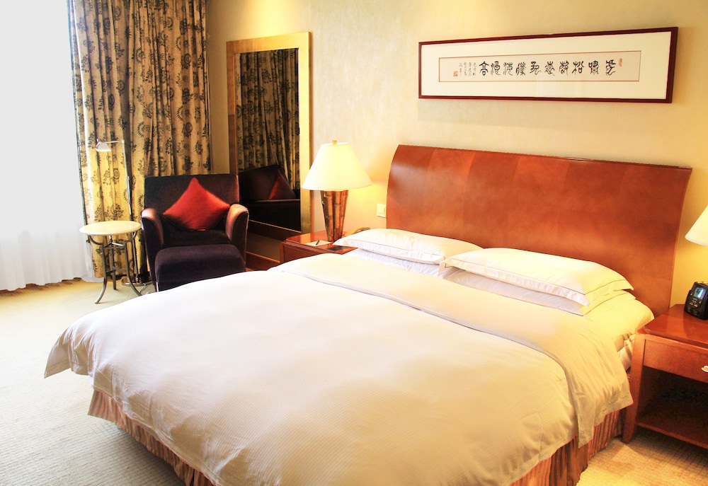 Hilton Apartment Suite
