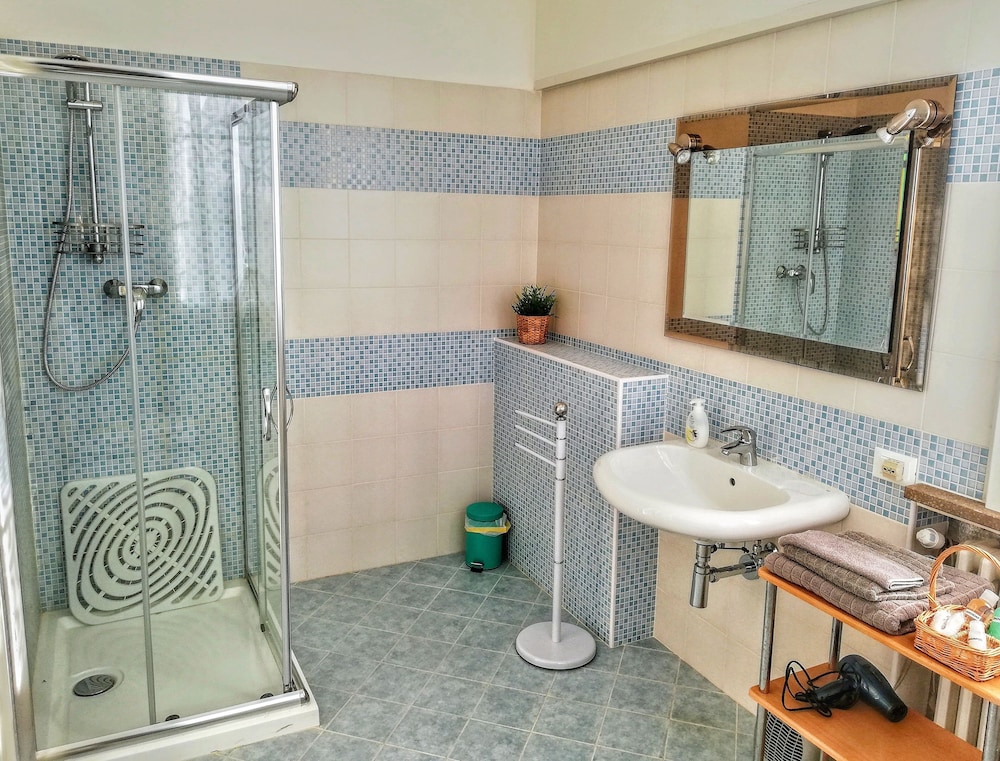 Comfort Double Room, Garden View, Ground Floor (Celeste) photo 2