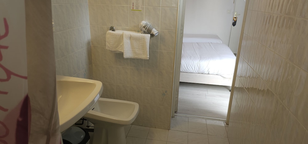 Classic Twin Room, 2 Twin Beds, City View