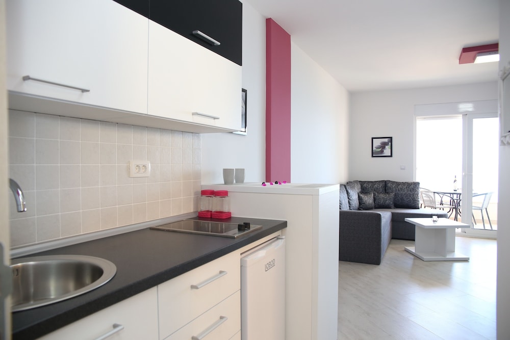 Family Studio, Multiple Beds, Non Smoking, Sea View photo 3