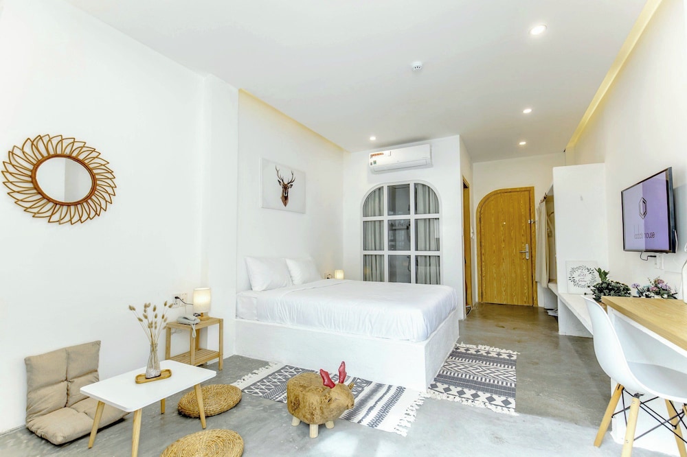 Deluxe Studio, City View photo 1