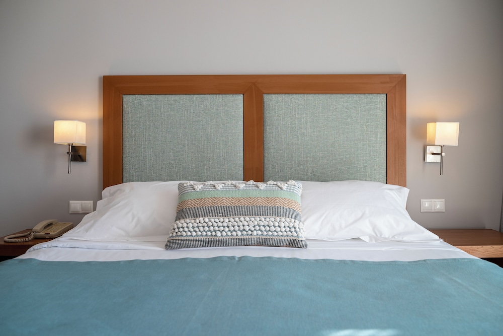 Executive Suite Garden View | Resort Area - Photo 6