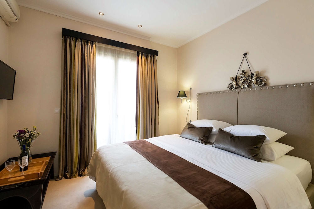 Deluxe Suite, Multiple Beds, Non Smoking, Balcony photo 1