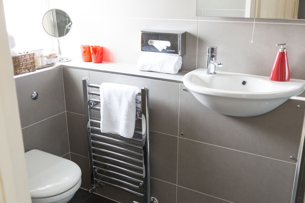 Classic Double Room, Ensuite (Stracey room) photo 3