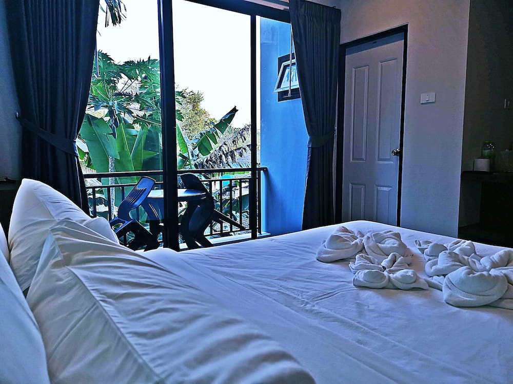 Standard Double Room, City View - Photo 13