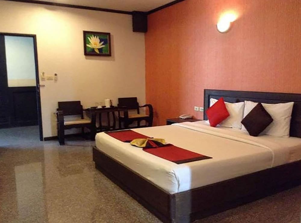 Superior Twin Room - Photo 4