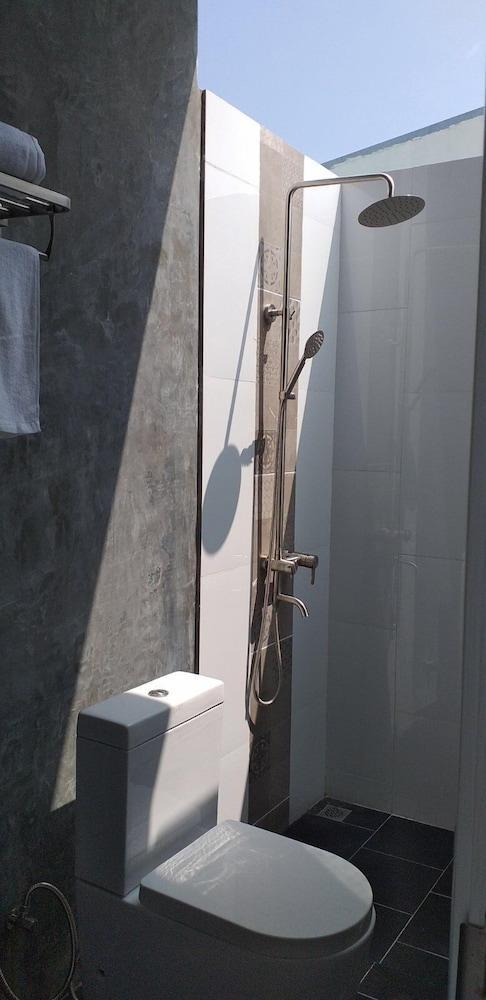 Classic Shared Dormitory, Garden View