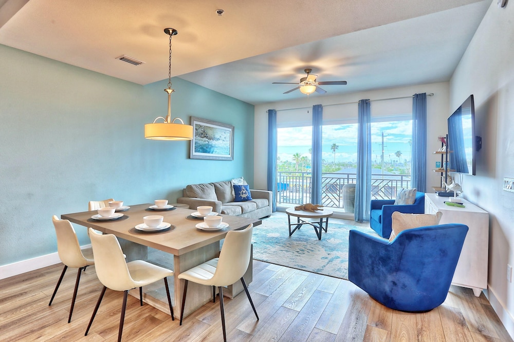 Condo, Multiple Beds (The Harbor Condo 308 - Premier) photo 1