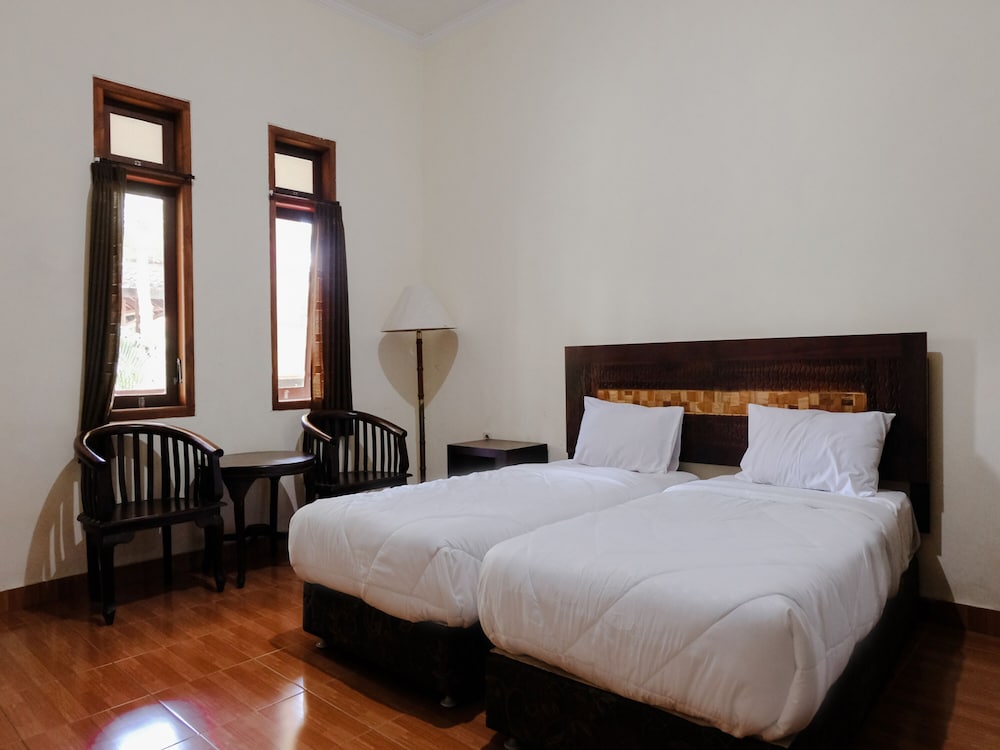 Deluxe Twin Room - Photo 1