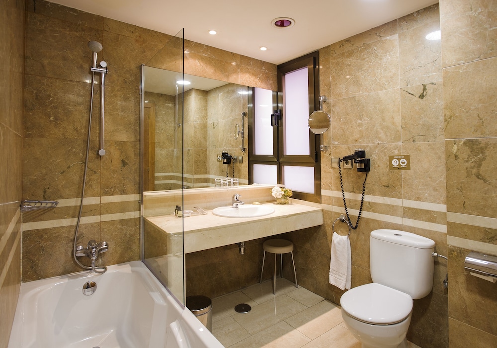 Double Room - Photo 4