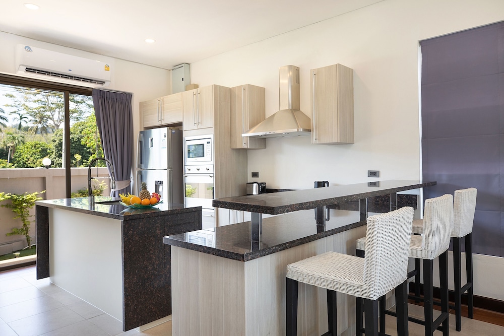 Design Villa, 3 Bedrooms, Garden View photo 2