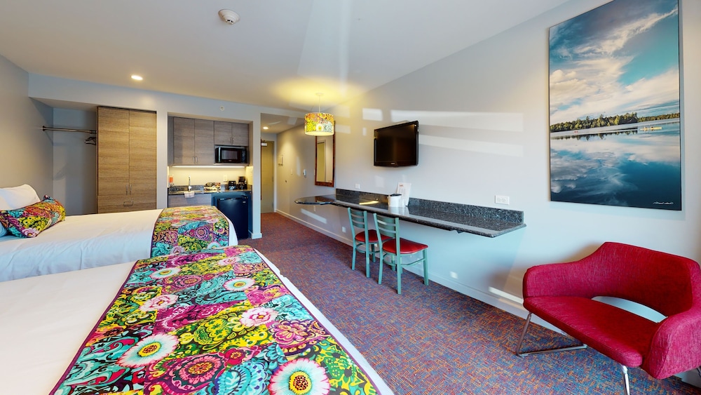 Premier Room, 2 Queen Beds, Accessible, Kitchenette photo 3