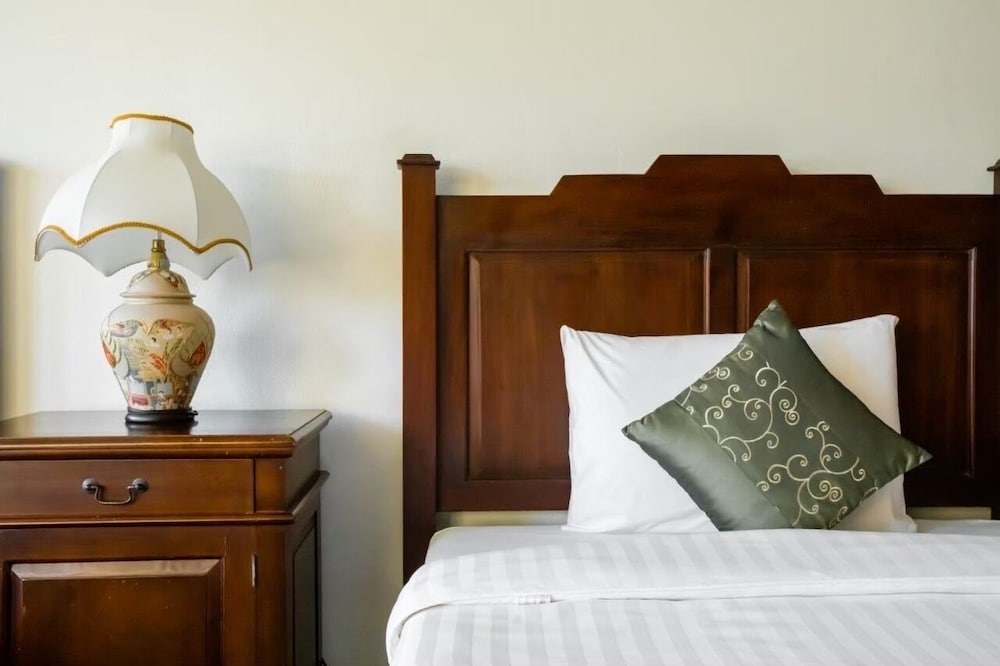 Beachfront Sea View Twin Room - Photo 12