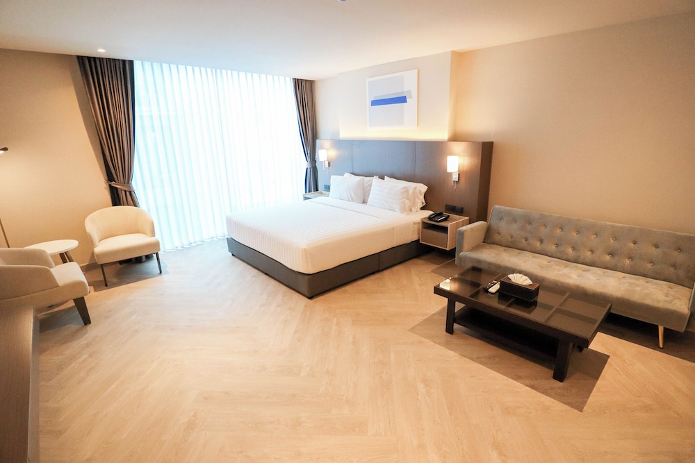 Junior Suite, City View - Photo 5