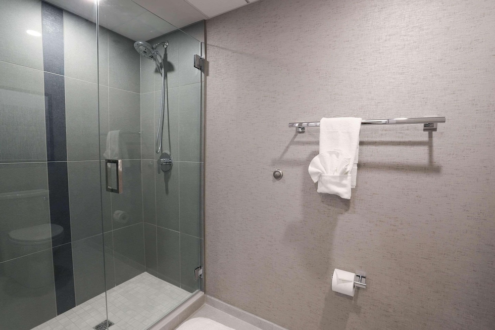 Suite, 1 Bedroom, Non Smoking (1 Bedroom) - Photo 13
