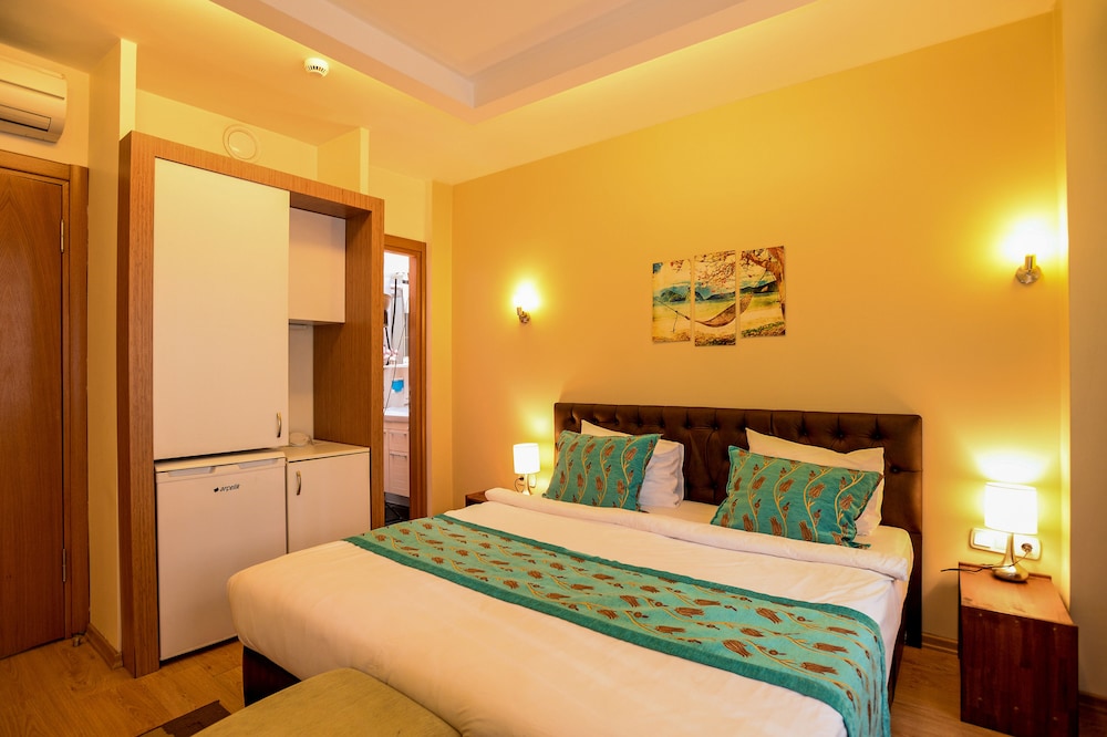 Basic Double or Twin Room photo 1