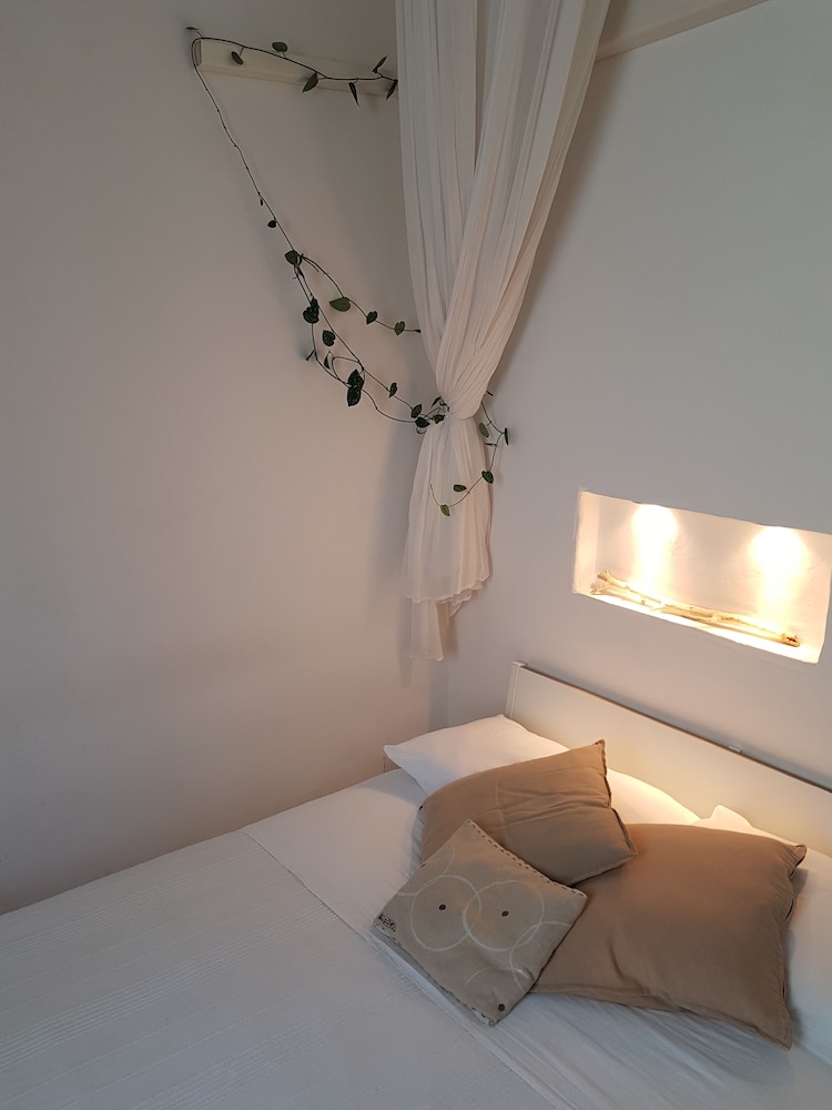 Basic Room photo 3