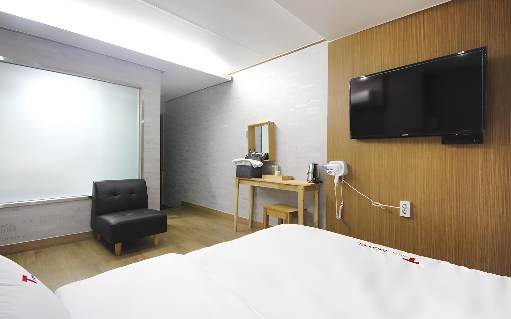 Room (Standard room) - Photo 7