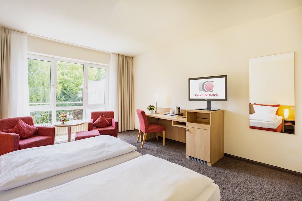 Superior Double or Twin Room, Garden View