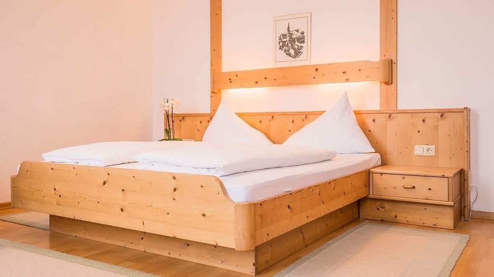 Triple Room, 1 Double Bed with Sofa bed photo 3