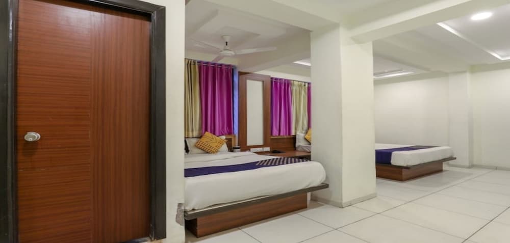 Deluxe Double Room photo 2