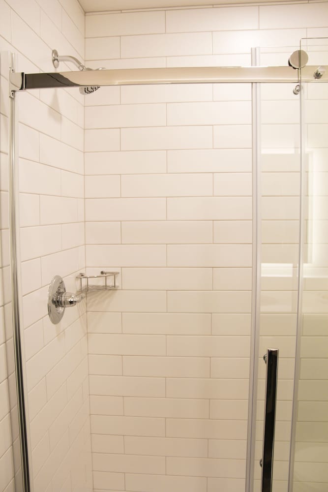 Suite, 1 King Bed, Non Smoking, Refrigerator & Microwave (Shower Only;with Sofabed) - Photo 5