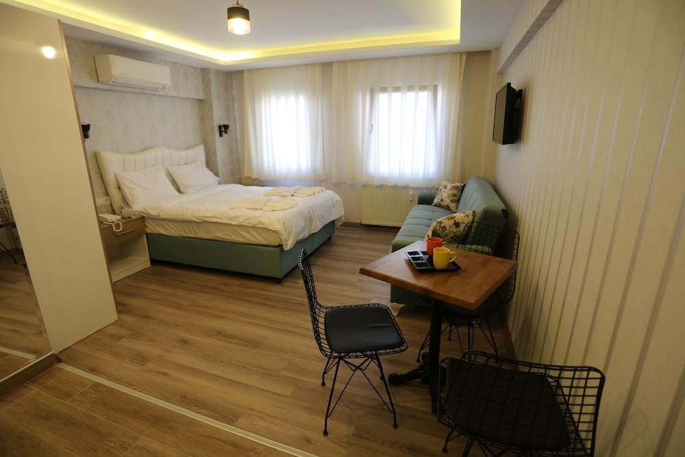 Deluxe Triple Room photo 1