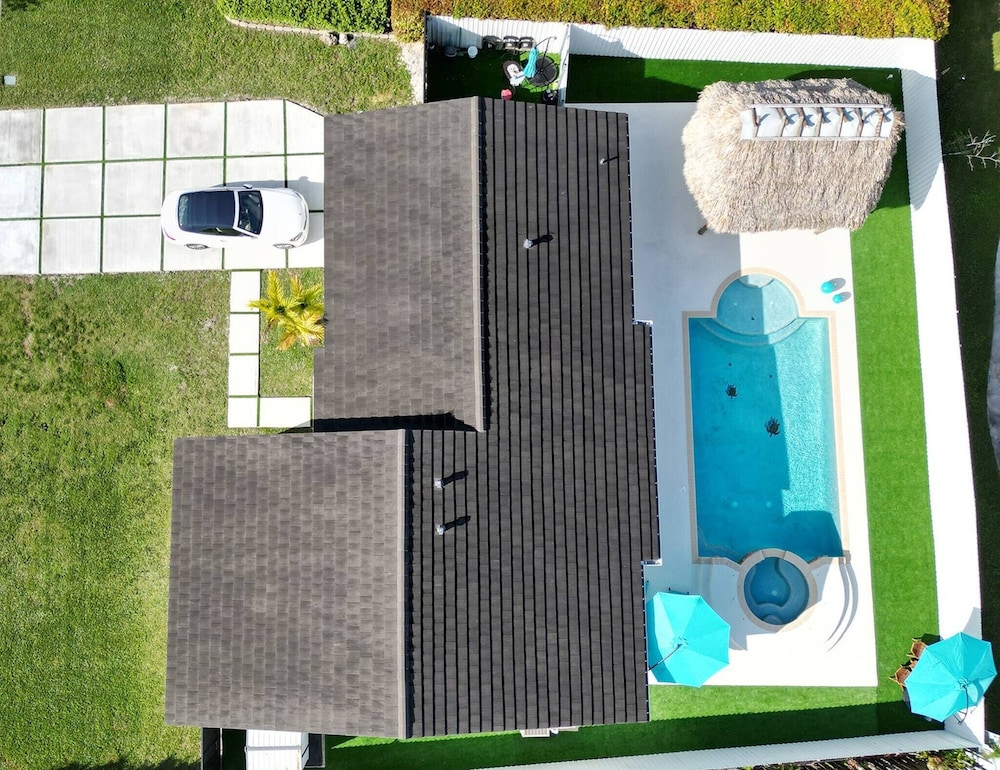 Maggie Home In Kendall - Pool And Tiki Bar, Photo 6