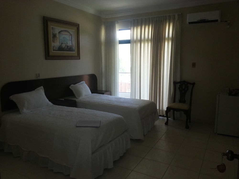 Executive Double Room, 1 Bedroom, Private Bathroom photo 3