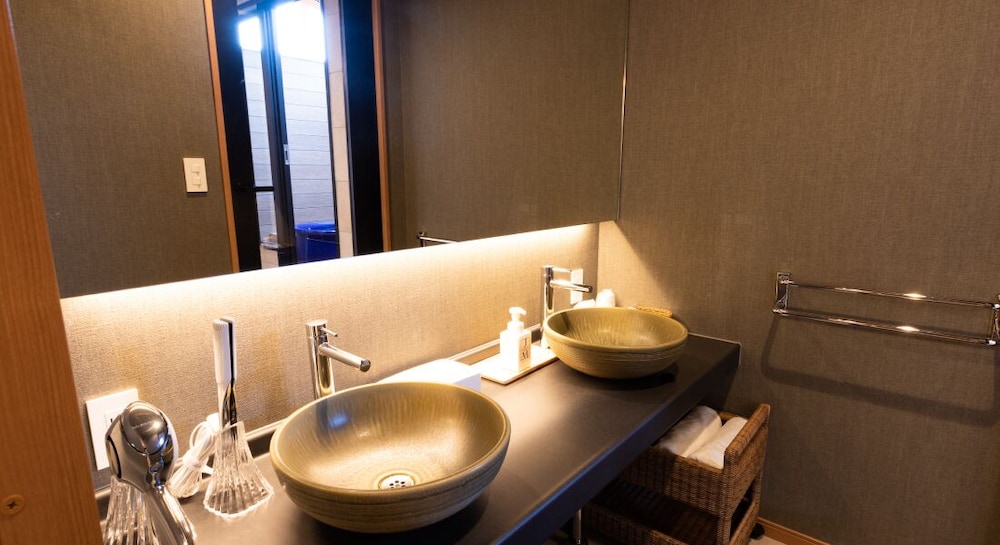 NADESHIKO/ANZU, Japanese Western Style Room with Open-air bath, Non Smoking photo 2