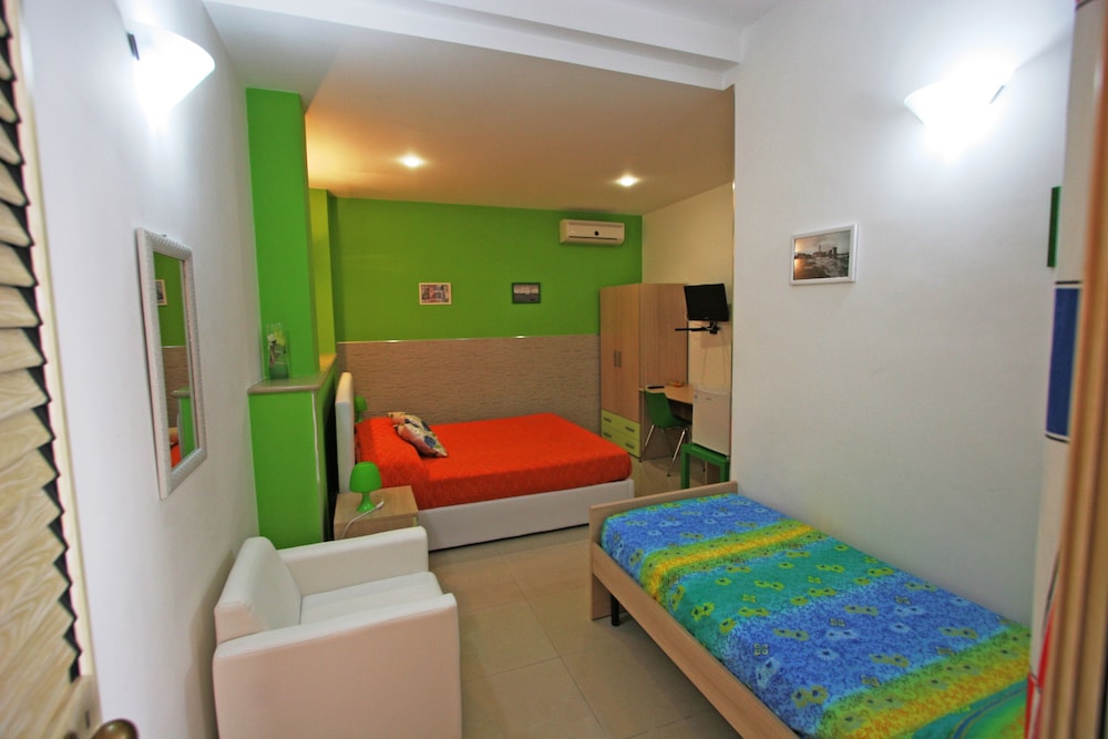 Standard Double Room (Verde) photo 1