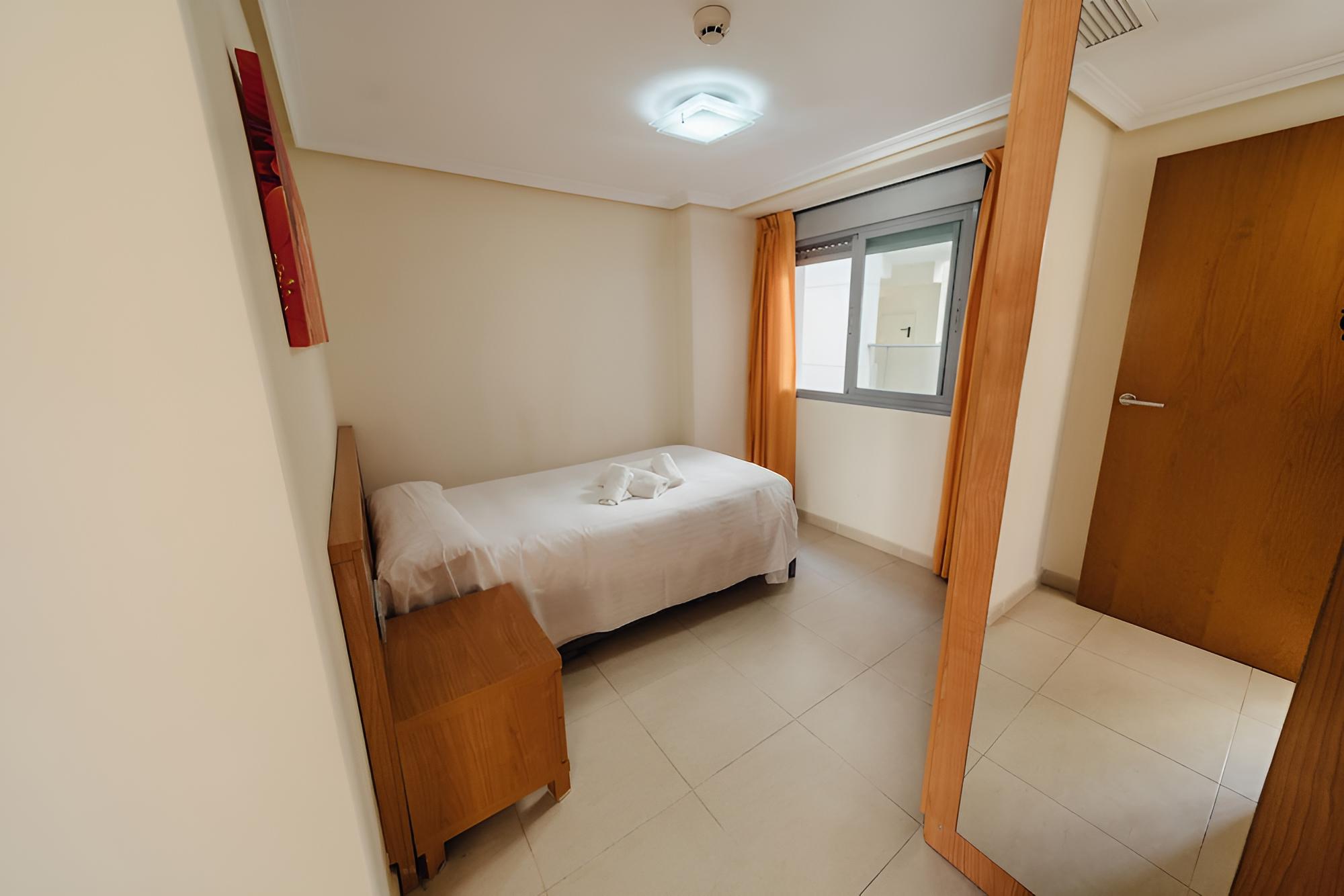 Apartment, 2 Bedrooms, Pool View - Photo 3