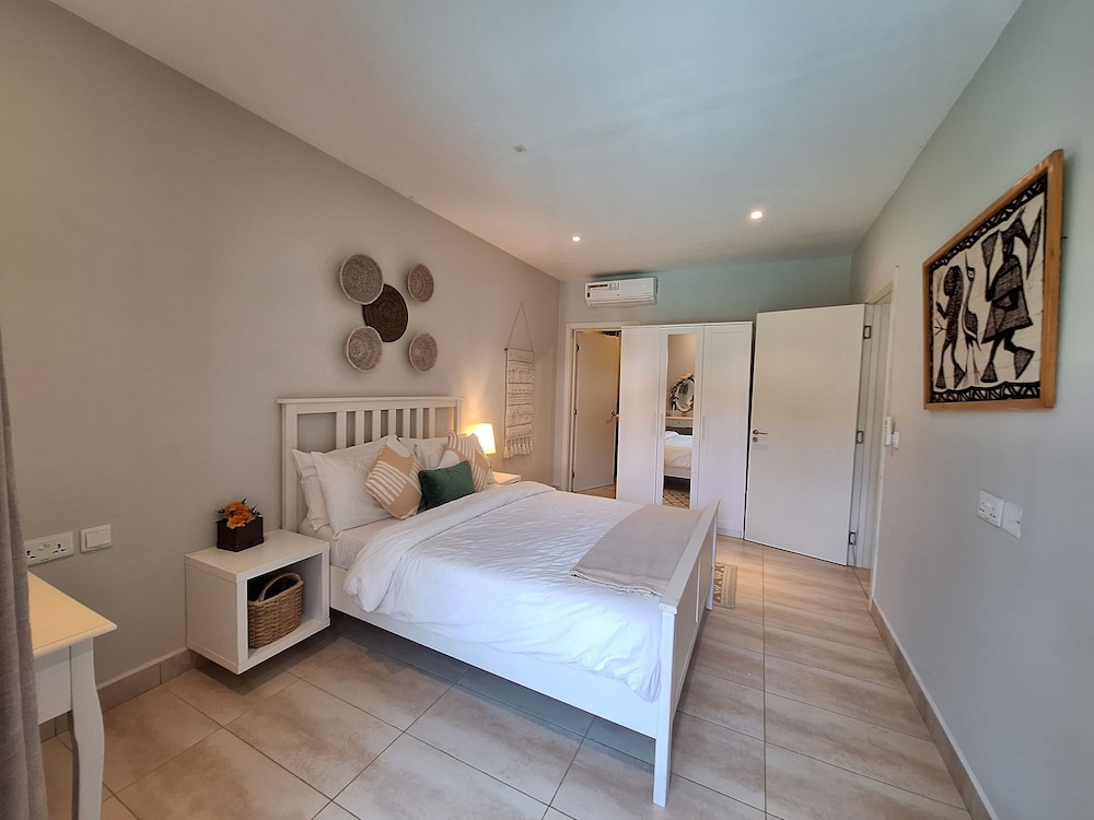 Comfort Apartment, Balcony, Pool View (E7- 1st Floor)