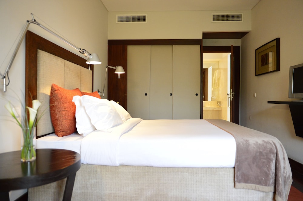 Suite - Photo 10