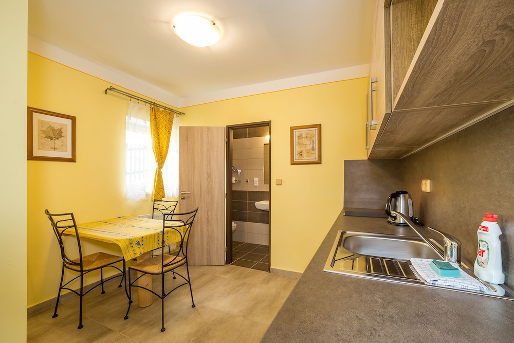 Standard Suite, 2 Bedrooms photo 3