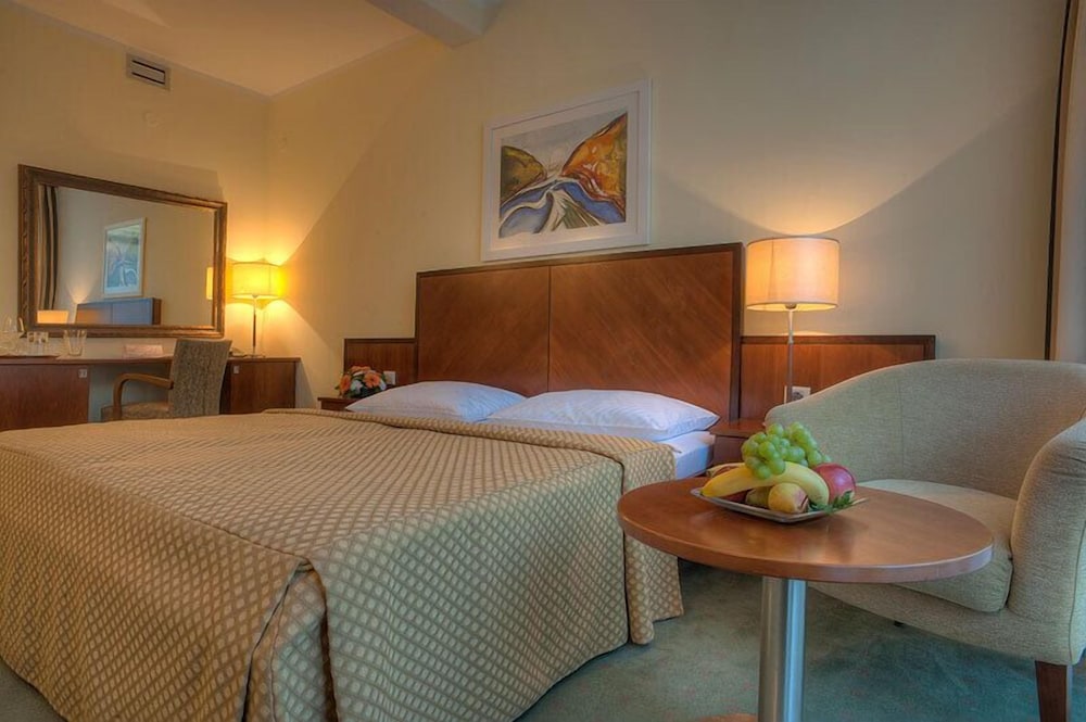 Triple Room, Balcony photo 2