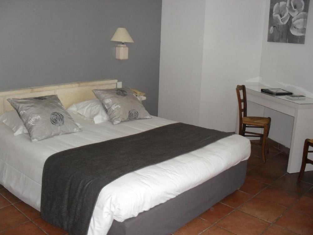 Superior Double Room Single Use photo 1