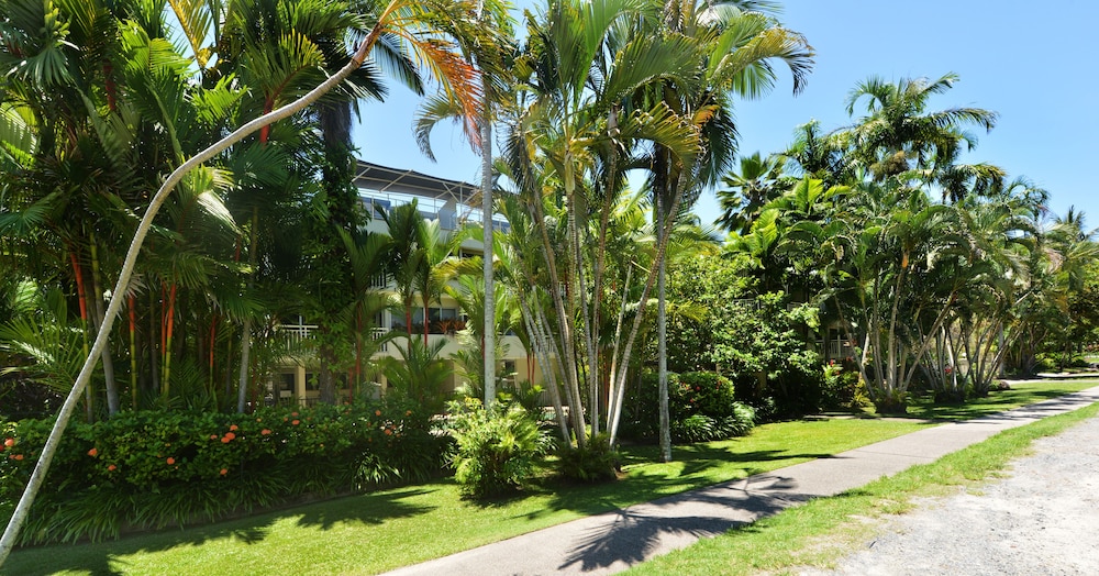 Two Bedroom Two Bathroom Apartment photo 2