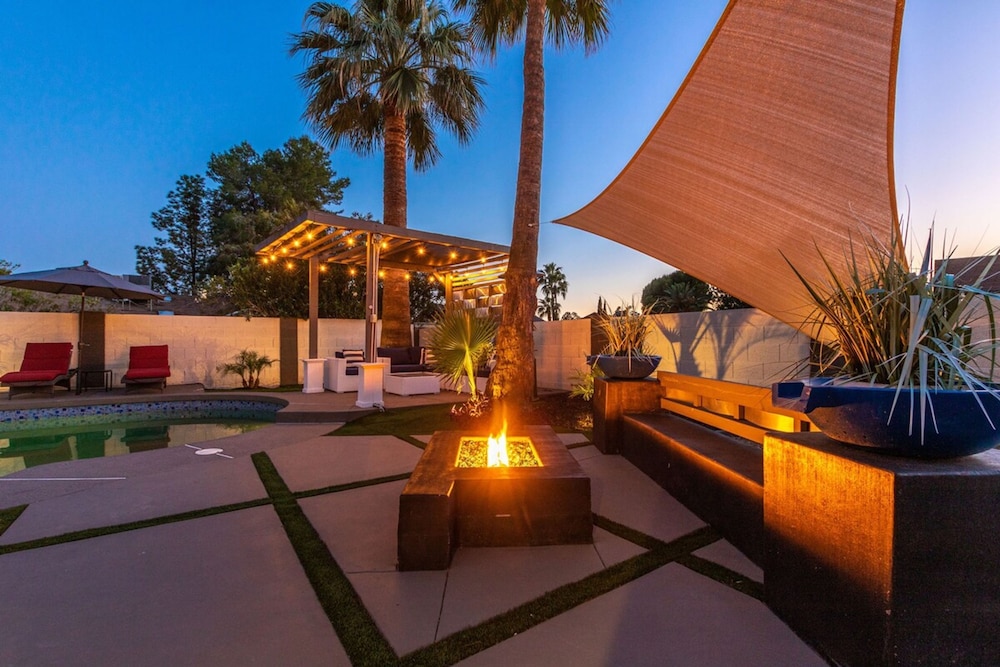 Kings Lux Escape Gratis Htd Pool Cabana BBQ Firepit, Billede 40