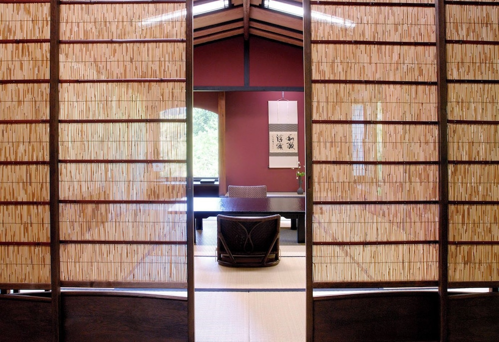 Large Room with Open-Air Hot Spring Bath,Mountain View, 68m2(Tsuki-Oboro) Non smoking photo 3