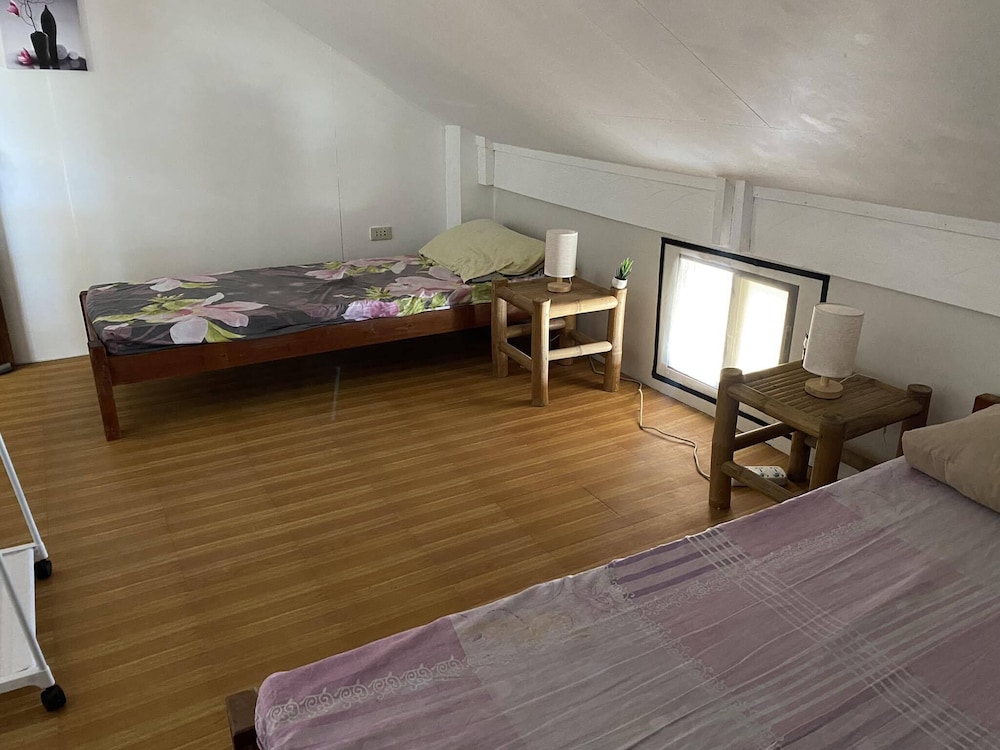 Economy Twin Room photo 1