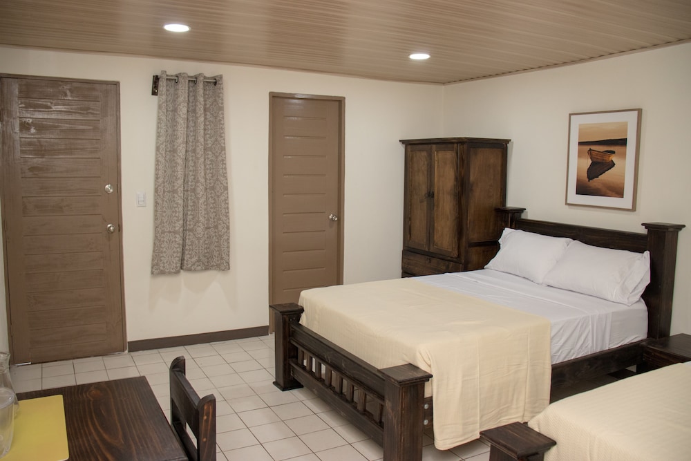 Standard Room, Ground Floor photo 3