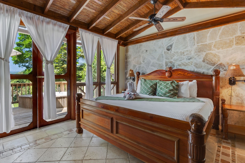 2 Bedroom River View