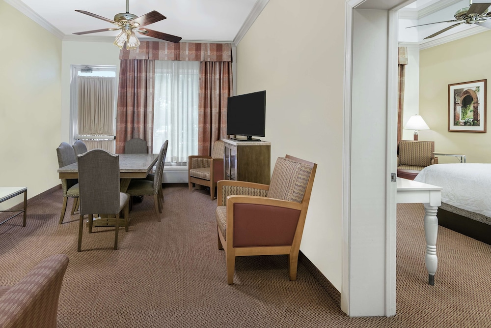 Suite, 1 Bedroom photo 3