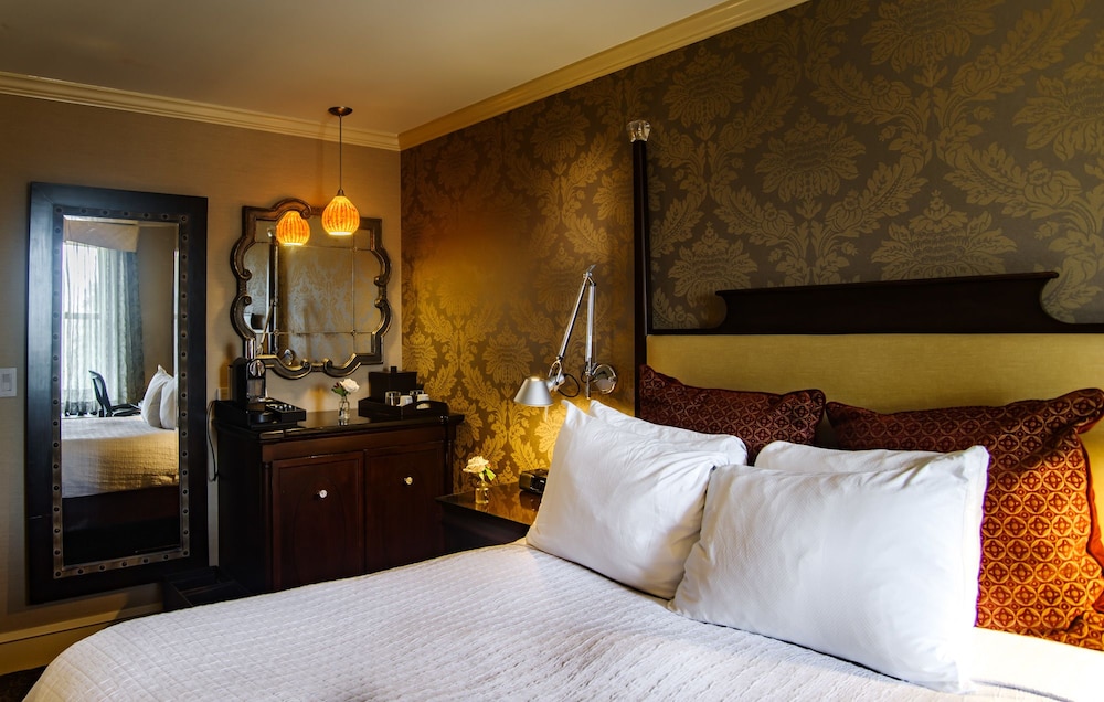 Classic Room, 1 Queen Bed