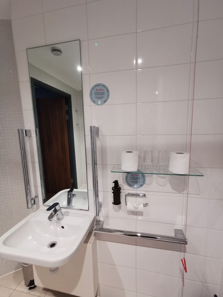 Twin Room, Accessible