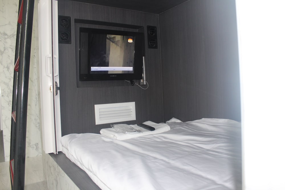 Comfort Shared Dormitory photo 1